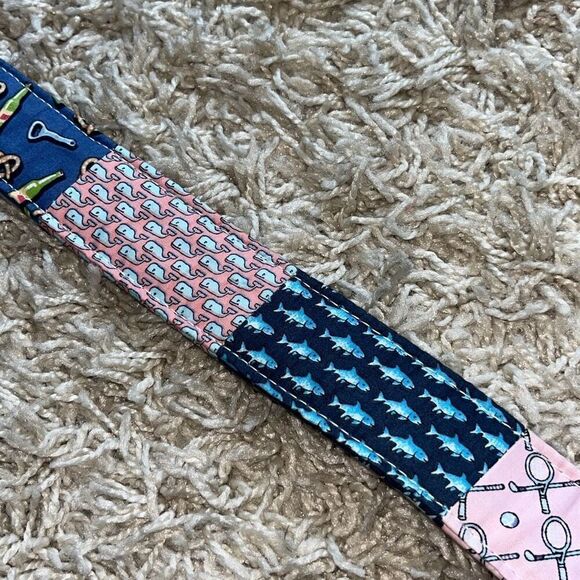 Vineyard Vines 100% Cotton Fabric Pink Blue Flower Flag Fish Belt Women’s Small - Picture 10 of 13